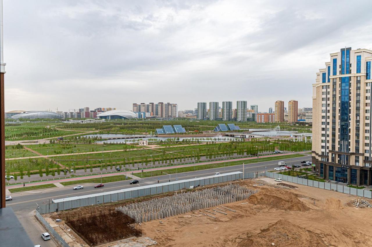 Шикарная Квартира На Против Сада Astana Ngoại thất bức ảnh